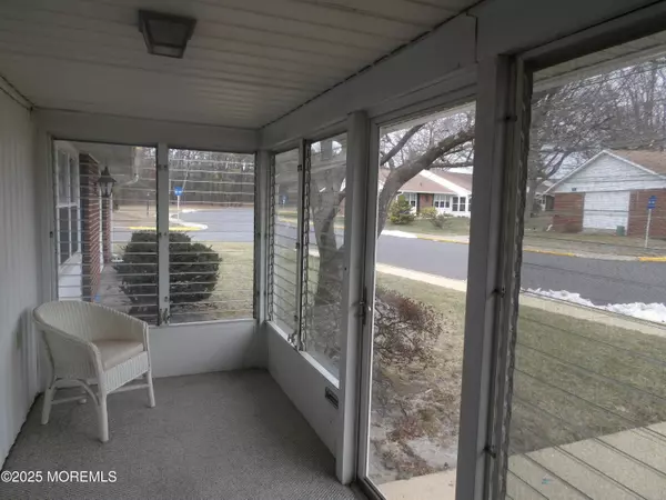 Lakewood, NJ 08701,987 Aberdeen Drive