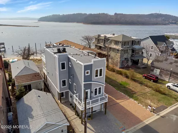 33 Normandie Place, Sea Bright, NJ 07760