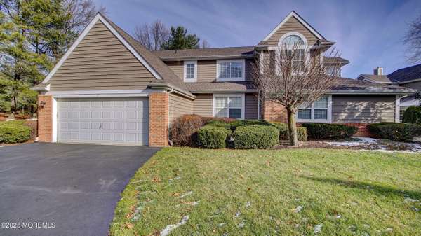 24 Cypress Point Lane, Monroe, NJ 08831