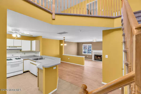Old Bridge, NJ 08857,15 Ashley Drive #15