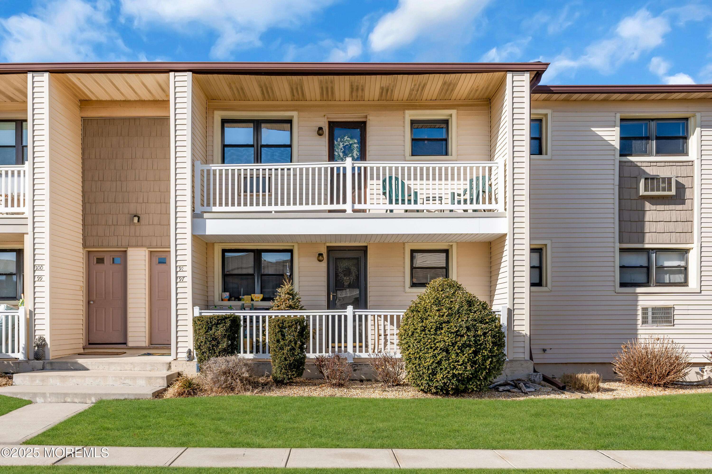 Monmouth Beach, NJ 07750,98 Wharfside Drive