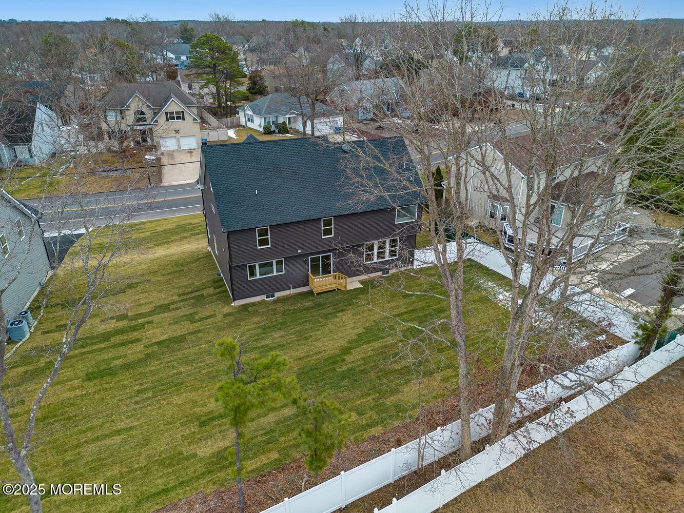 Manahawkin, NJ 08050,532 Lighthouse Drive
