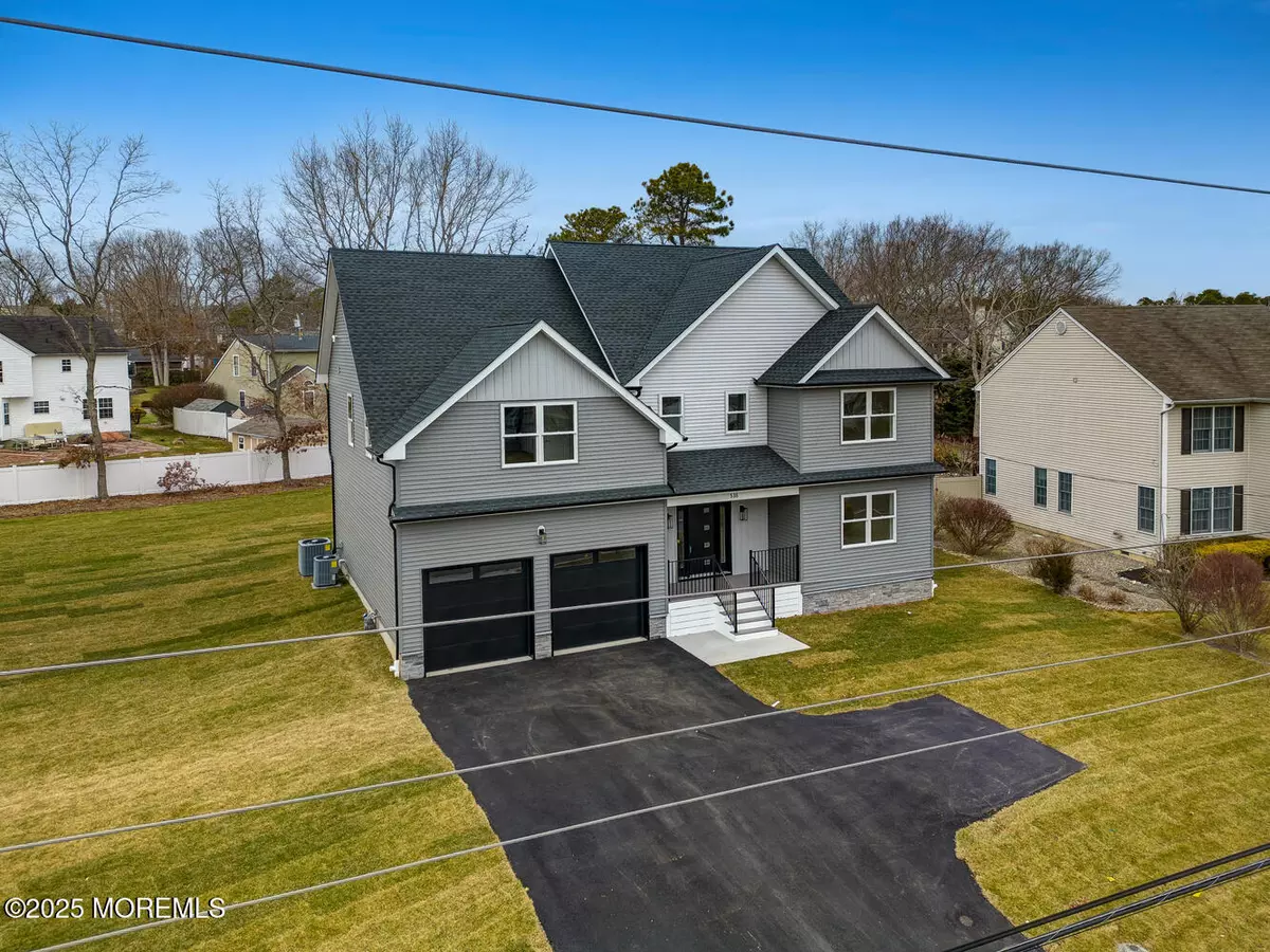 Manahawkin, NJ 08050,536 Lighthouse Drive