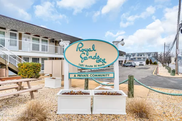 Ortley Beach, NJ 08751,1681 Route 35 N #16