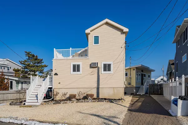 Long Beach Twp, NJ 08008,1 W Louisiana Avenue #1