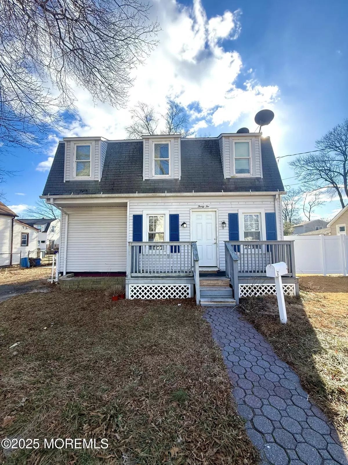 Keansburg, NJ 07734,32 Crescent Street