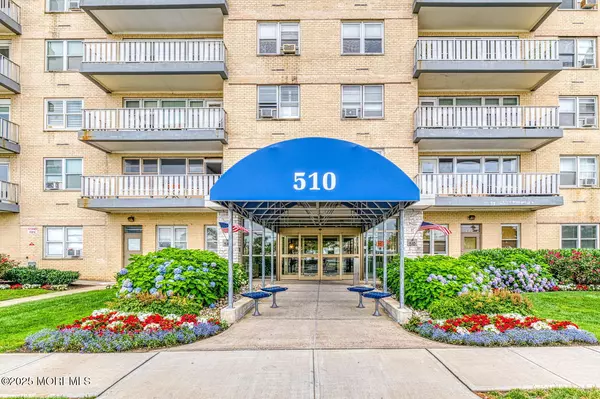 510 Deal Lake Drive #10G, Asbury Park, NJ 07712