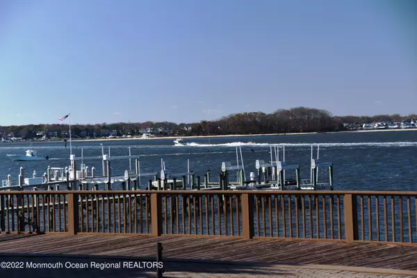 Point Pleasant Beach, NJ 08742,309 Lincoln Avenue #WEEKLY