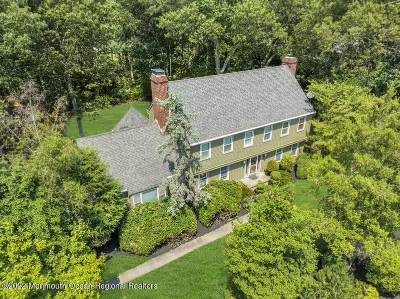 7 Pilgrim Hollow Road, Ocean Twp, NJ 07712