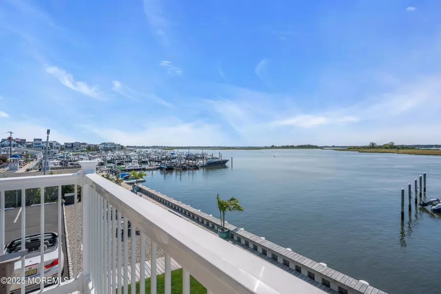 1382 Ocean Avenue #B20, Sea Bright, NJ 07760