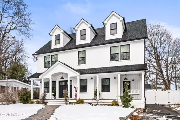 Red Bank, NJ 07701,834 Andover Street