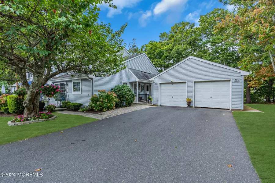 39 Poplar Court #C, Brielle, NJ 08730