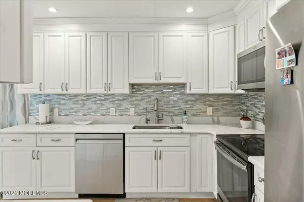 Monroe, NJ 08831,287 Sunset Circle