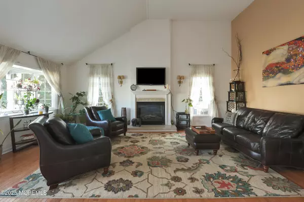 Manahawkin, NJ 08050,366 Mermaid Drive