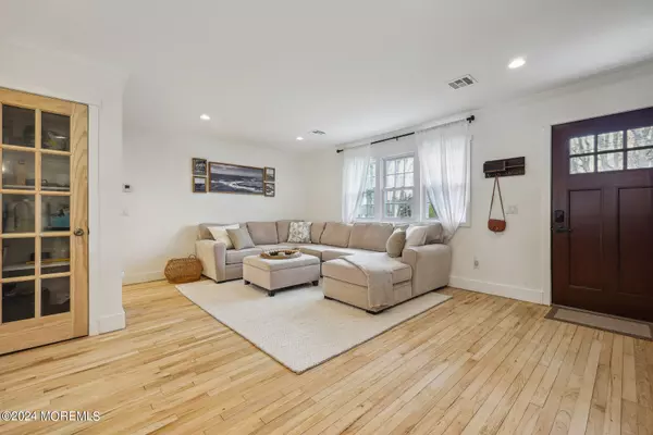 Manasquan, NJ 08736,2572 Summit Road