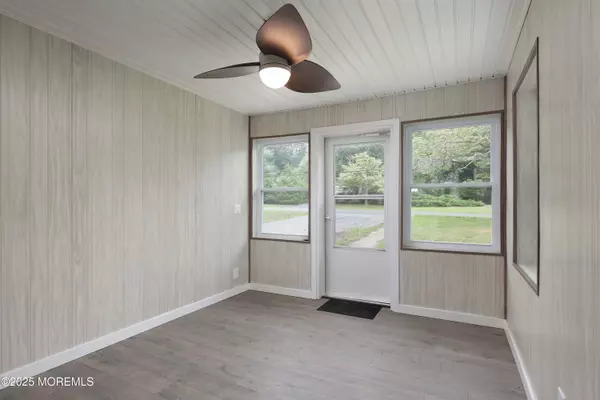 Roosevelt, NJ 08555,14 Homestead Lane