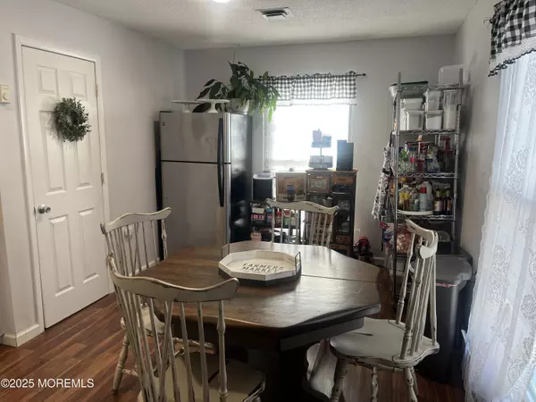 Jackson, NJ 08527,3 Botanical Way