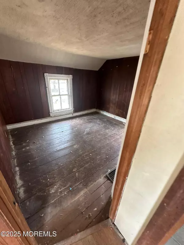 Freehold, NJ 07728,29 Union Avenue