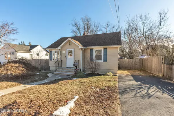 Cliffwood Beach, NJ 07735,403 Fairfield Way