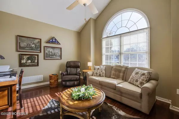 Ocean Twp, NJ 07712,34 Boxwood Drive