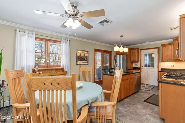 Spotswood, NJ 08884,212 Main Street