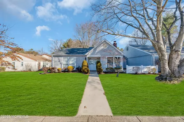 795 Westminster Court #A, Manchester, NJ 08759