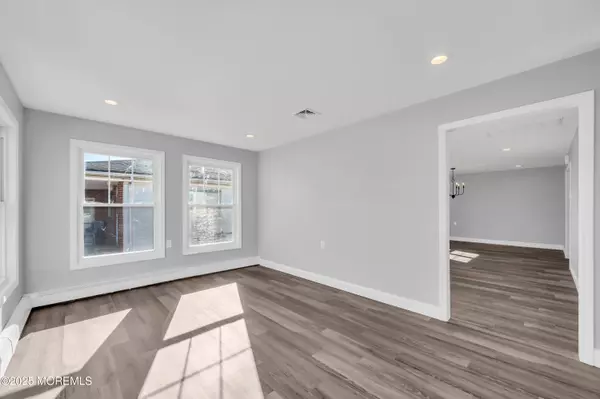 Toms River, NJ 08757,73 Bonaire Drive