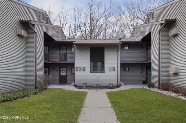 55 Western Reach, Red Bank, NJ 07701