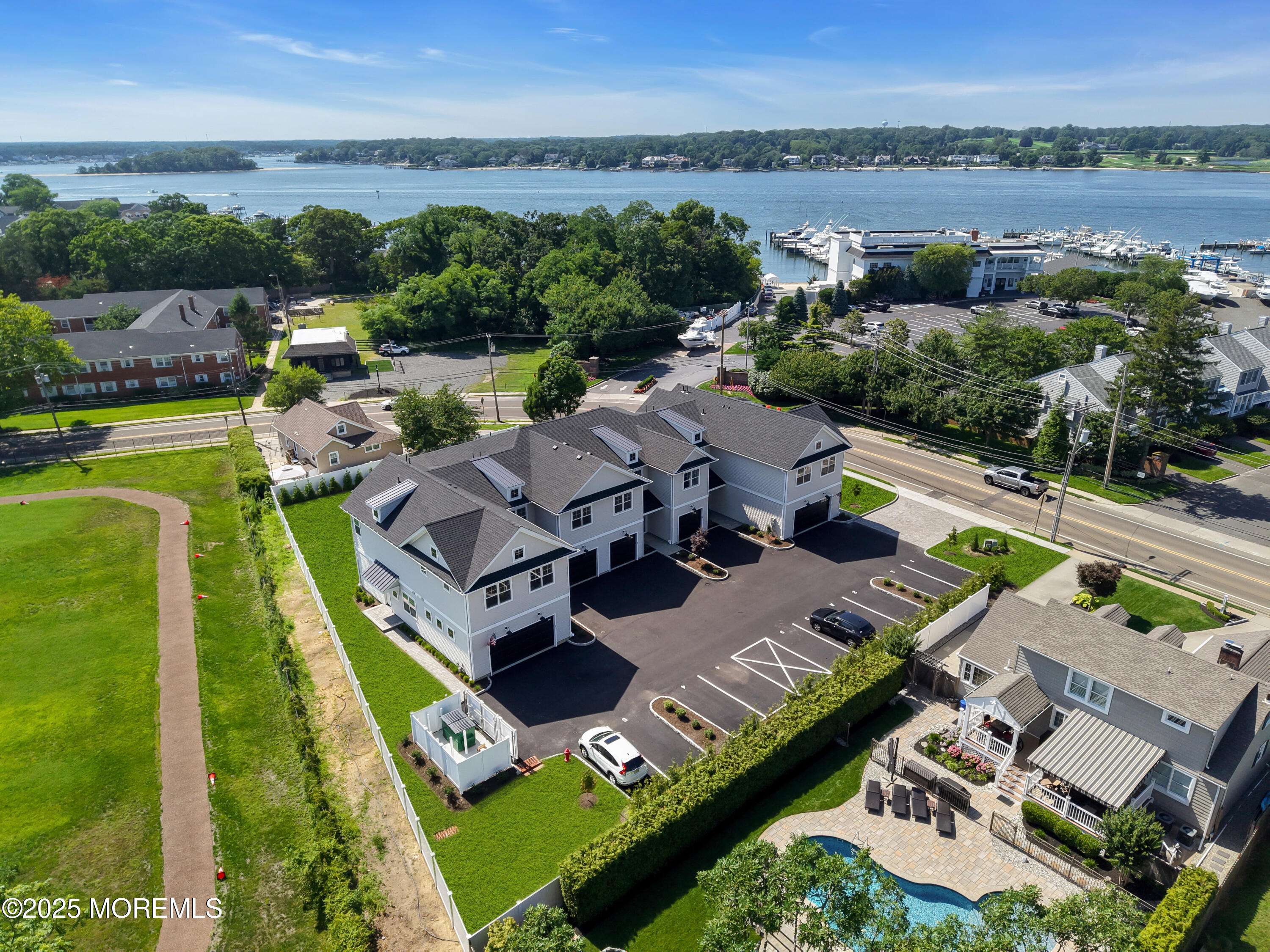 Point Pleasant, NJ 08742,842 Arnold Avenue #3