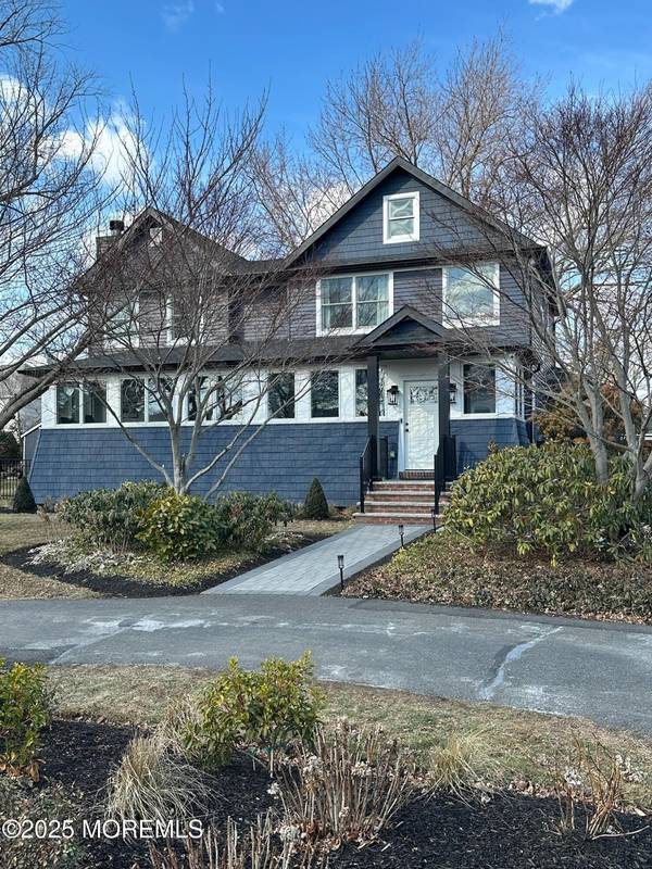 37 Morris Place, Oceanport, NJ 07757