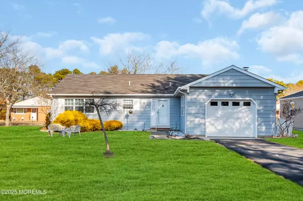 Toms River, NJ 08757,7 Polonaise Drive