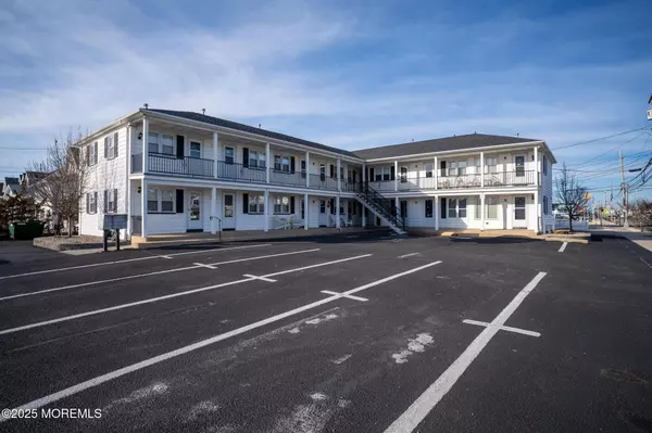 2204 Grand Central Avenue #3, Lavallette, NJ 08735