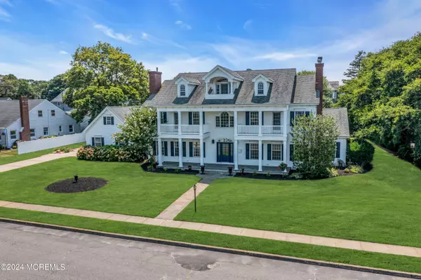 Spring Lake, NJ 07762,221 Howell Avenue