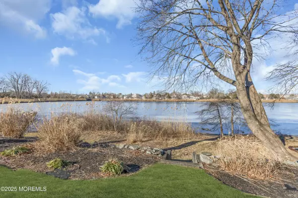 Sea Girt, NJ 08750,615 Beacon Boulevard