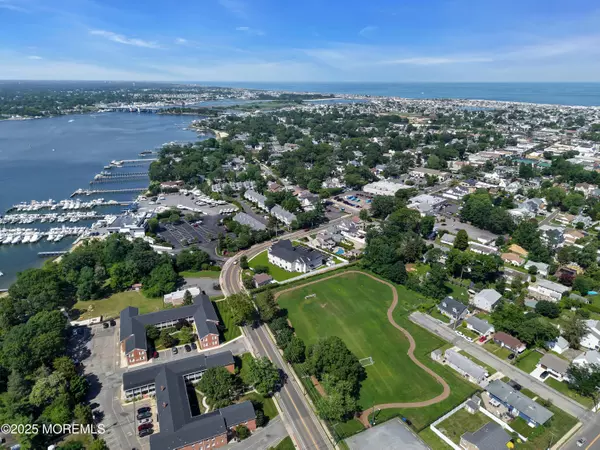 Point Pleasant, NJ 08742,842 Arnold Avenue #2