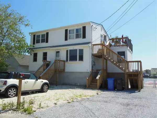 44 Mark Drive, Manahawkin, NJ 08050