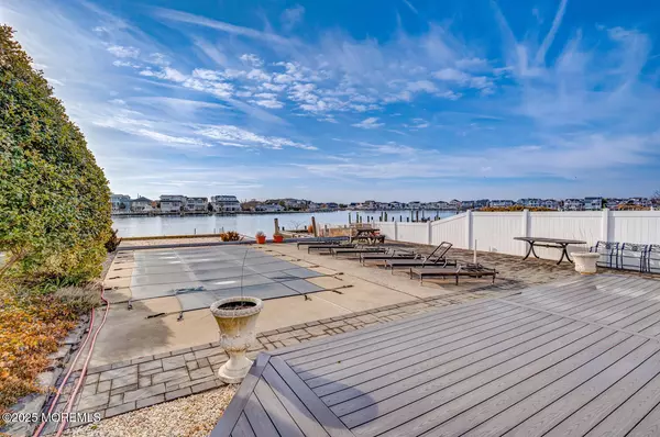 Lavallette, NJ 08735,18 Dickman Drive