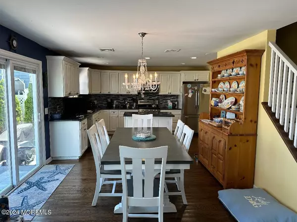 Mantoloking, NJ 08738,288 Periagua Lane