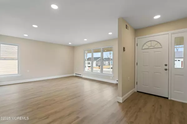 Manchester, NJ 08759,8 Elmswell Avenue