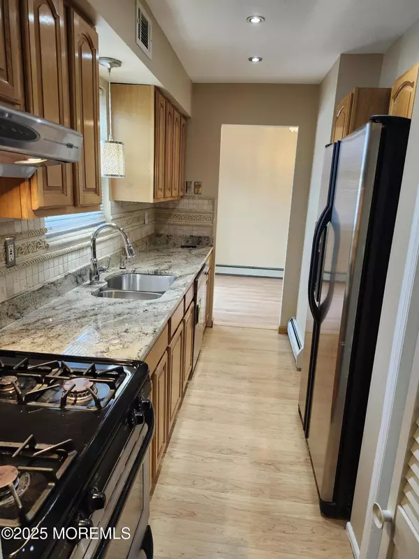 Cliffwood, NJ 07721,158 County Road