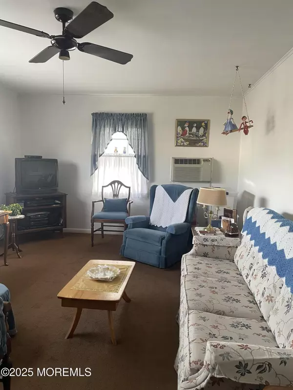 Keyport, NJ 07735,107 Beers Street