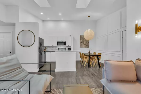 Franklin Twp, NJ 08823,89 Amberly Court