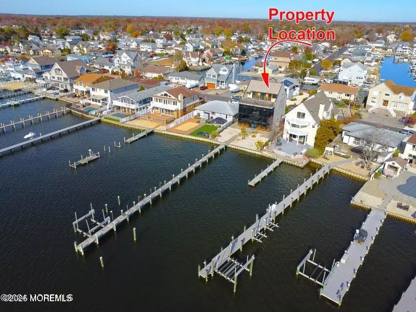 Toms River, NJ 08753,231 Bay Stream Drive