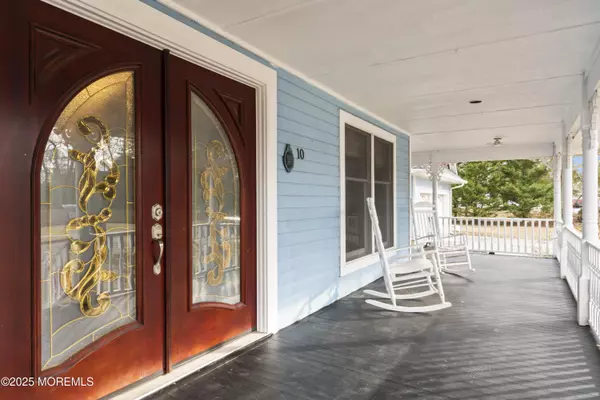 Bayville, NJ 08721,10 Allard Road