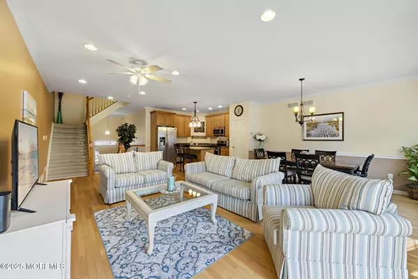 Manahawkin, NJ 08050,5 Island Breeze Court