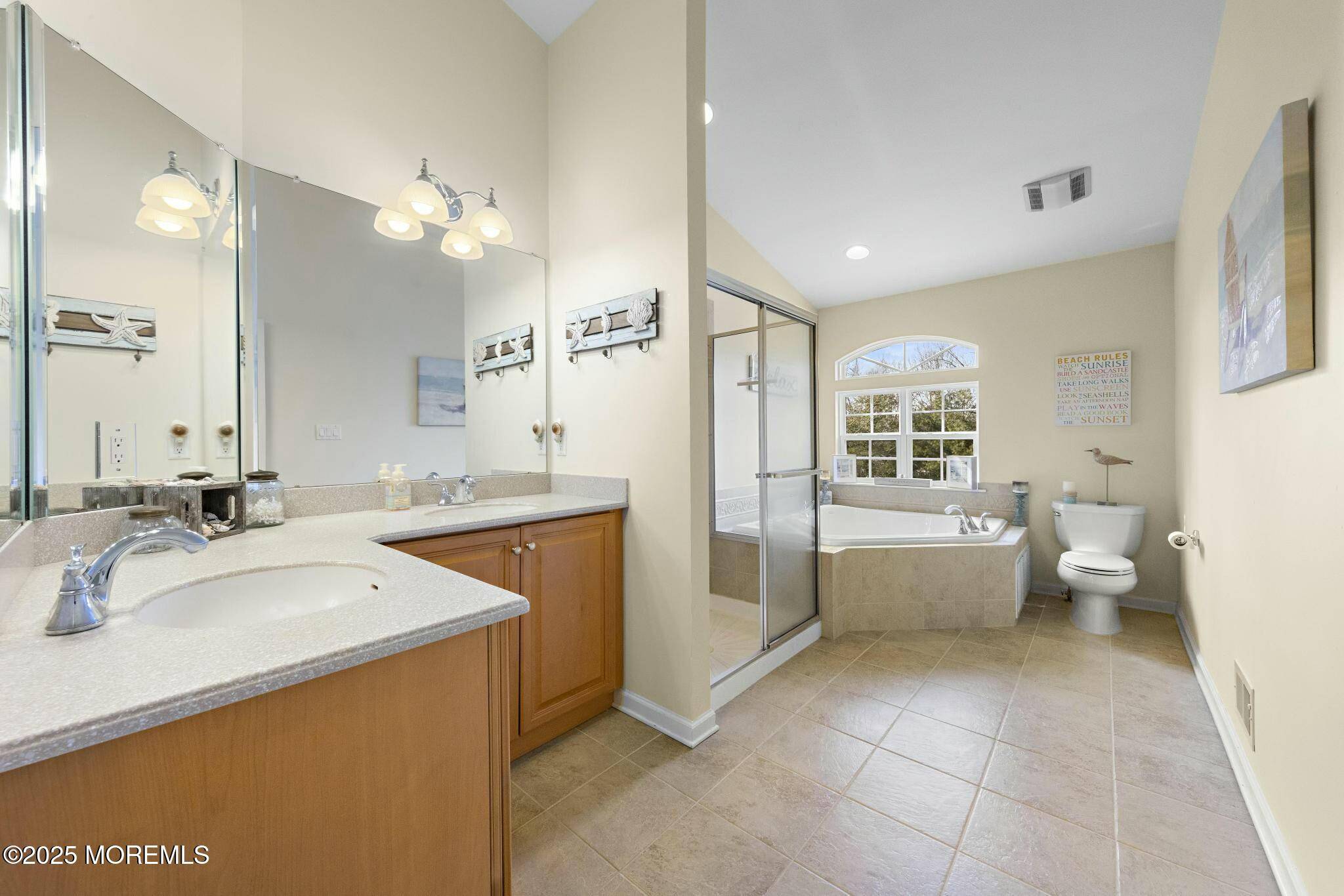 Manahawkin, NJ 08050,5 Island Breeze Court