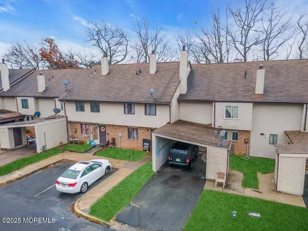 Lakewood, NJ 08701,370 Joe Parker Road