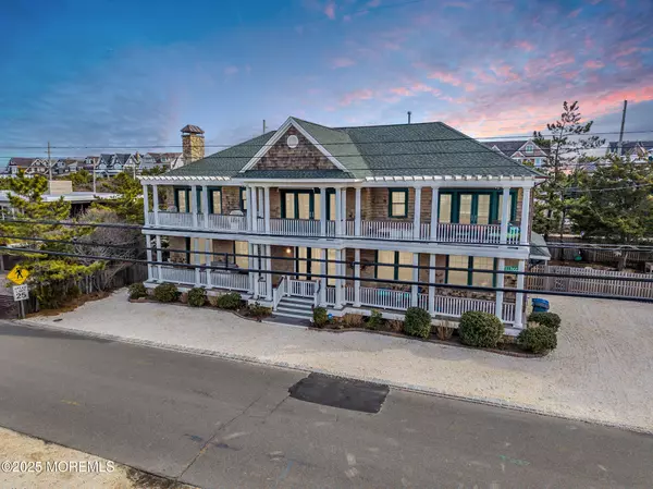 Mantoloking, NJ 08738,1043 Barnegat Lane
