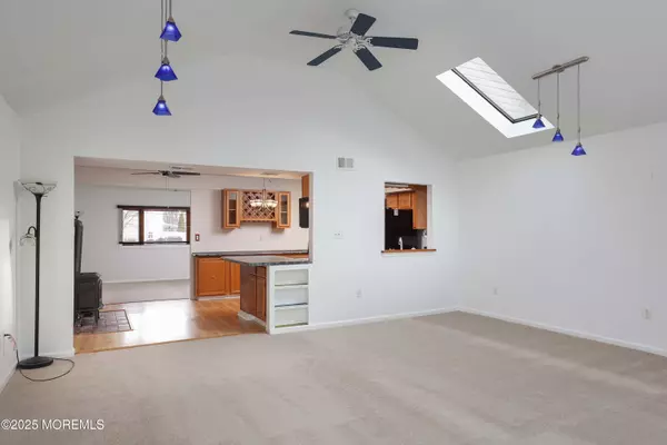 Hazlet, NJ 07730,12 Cannonball Court