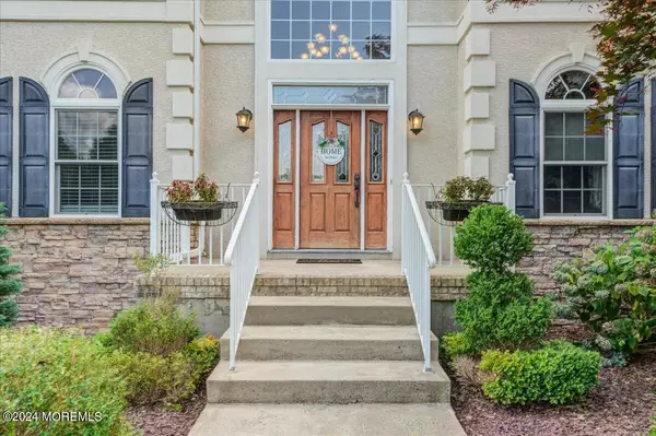 Jackson, NJ 08527,5 Christine Lynn Court